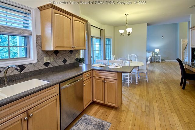 80 Rockcrest Drive, South Charleston, WV 25309