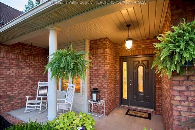 80 Rockcrest Drive, South Charleston, WV 25309