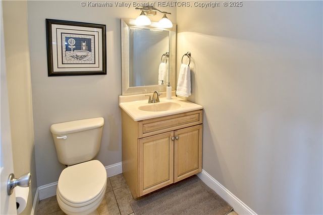 80 Rockcrest Drive, South Charleston, WV 25309