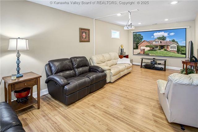 80 Rockcrest Drive, South Charleston, WV 25309