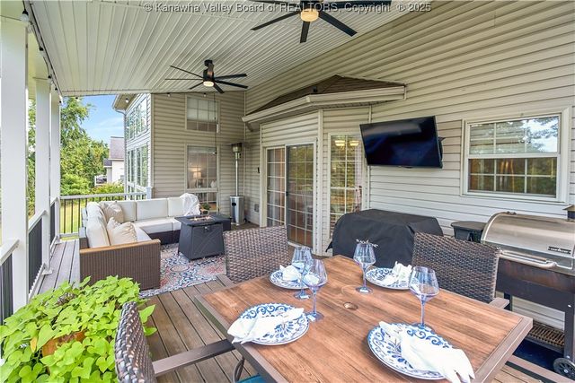 80 Rockcrest Drive, South Charleston, WV 25309