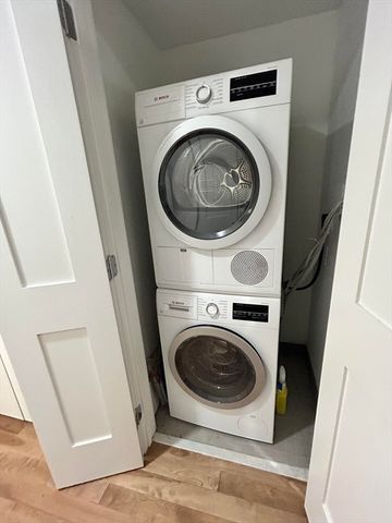 50 Hichborn Street 405, Boston, MA 02135