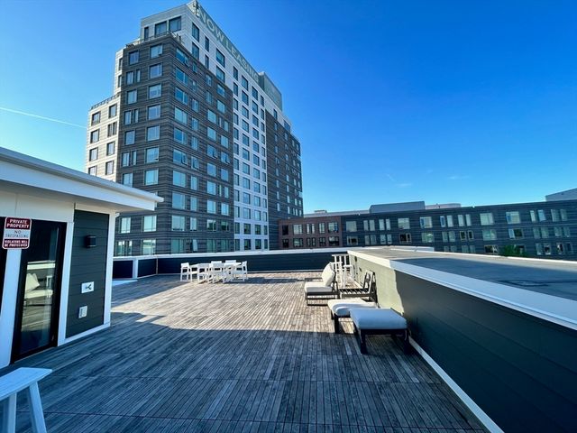50 Hichborn Street 405, Boston, MA 02135