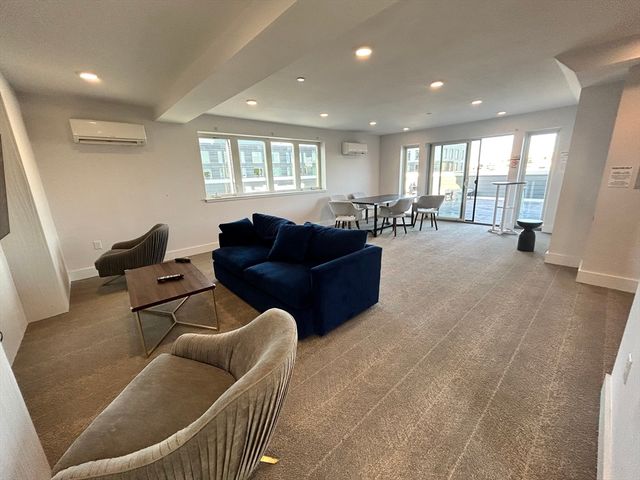 50 Hichborn Street 405, Boston, MA 02135