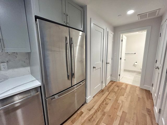 50 Hichborn Street 405, Boston, MA 02135