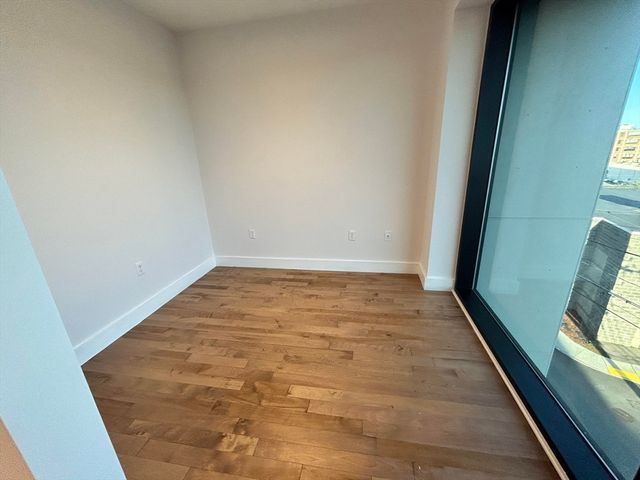 50 Hichborn Street 405, Boston, MA 02135