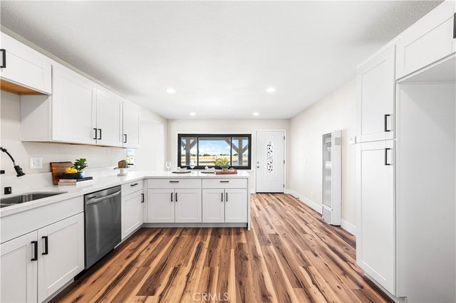 41331 20th Street W, Palmdale, CA 93551