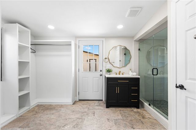 41331 20th Street W, Palmdale, CA 93551