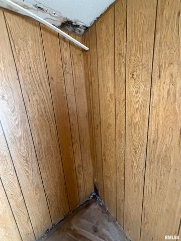 507 Wortby Street, Odin, IL 62870