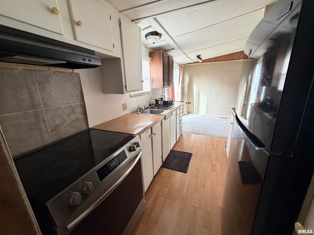 507 Wortby Street, Odin, IL 62870