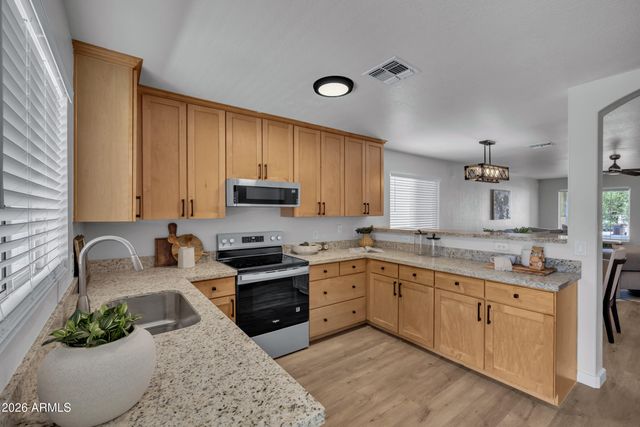 4877 E MEADOW MIST Lane, San Tan Valley, AZ 85140