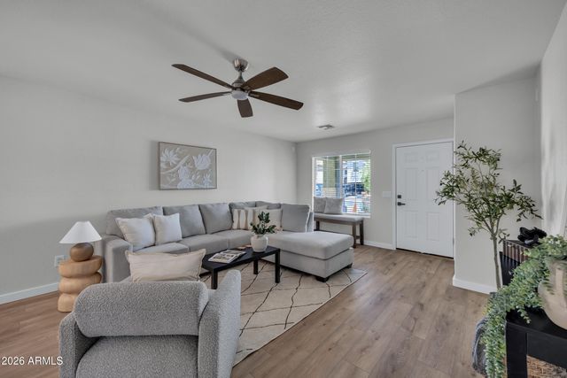 4877 E MEADOW MIST Lane, San Tan Valley, AZ 85140