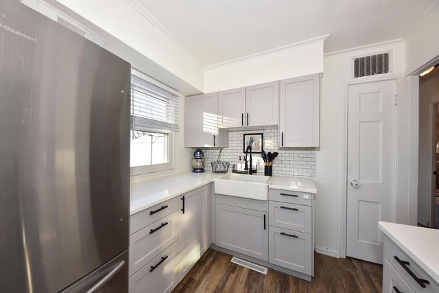 135 S 81st STREET, Milwaukee, WI 53214