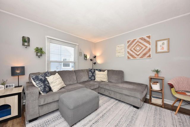 135 S 81st STREET, Milwaukee, WI 53214