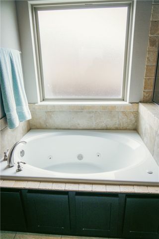 1415 Gooseneck Lane, Cave Springs, AR 72718