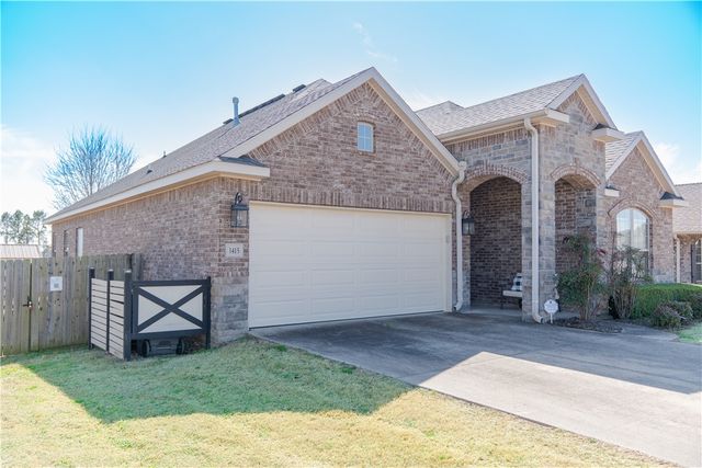 1415 Gooseneck Lane, Cave Springs, AR 72718