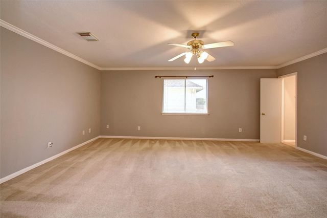 2114 Whirlaway Drive, Stafford, TX 77477