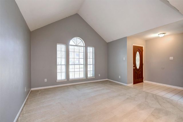 2114 Whirlaway Drive, Stafford, TX 77477