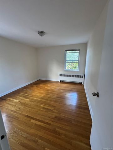 6131 185th Street 2FL, Fresh Meadows, NY 11365