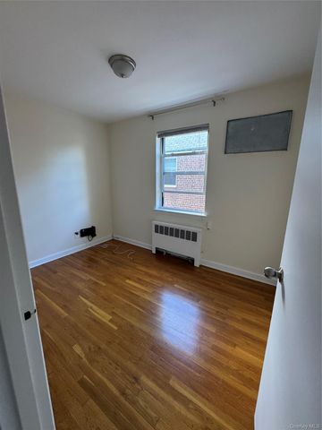 6131 185th Street 2FL, Fresh Meadows, NY 11365
