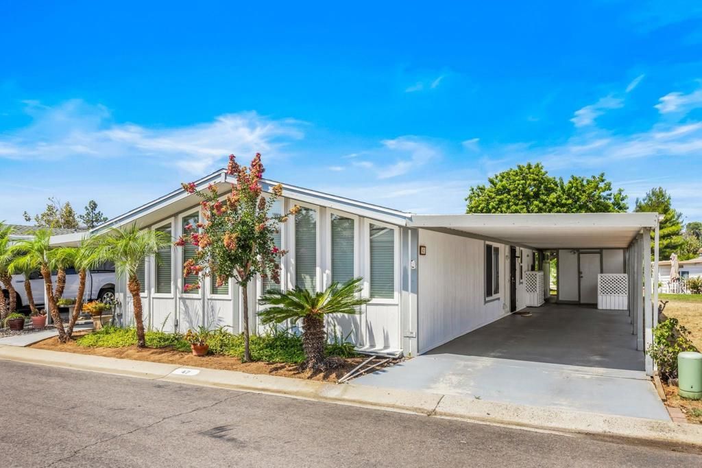 Image 1 of property listing at 2250 N Broadway 42, Escondido, CA 92026