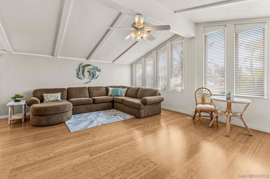 Image 5 of property listing at 2250 N Broadway 42, Escondido, CA 92026