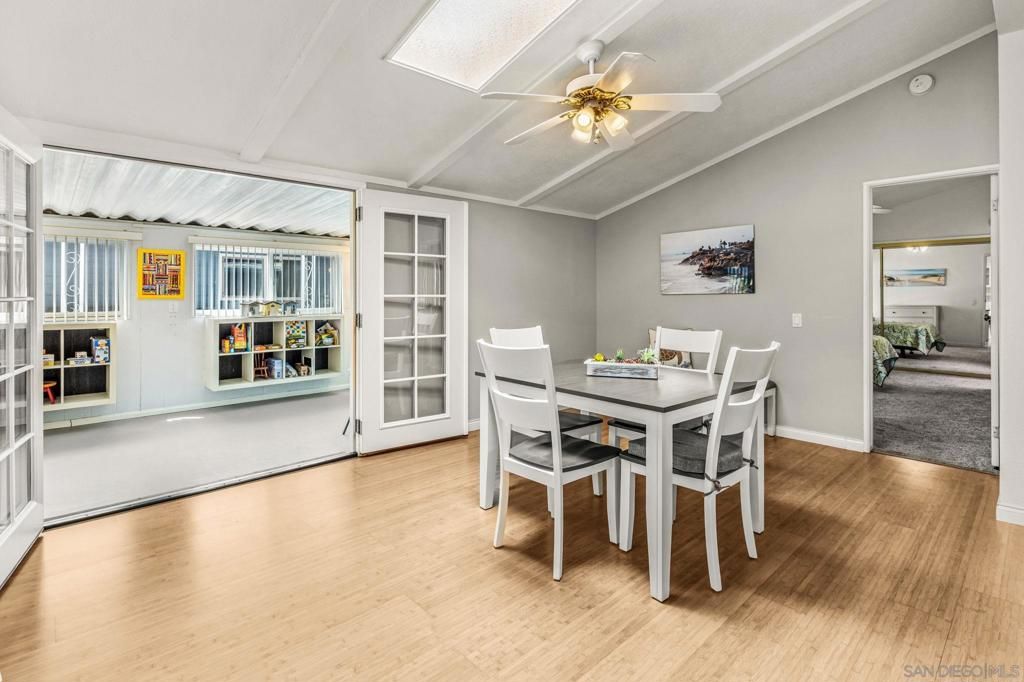 Image 9 of property listing at 2250 N Broadway 42, Escondido, CA 92026