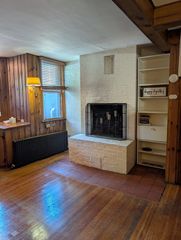 127 Bay State Road B, Boston, MA 02215