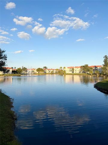 2950 W Sunrise Lks Dr 106, Sunrise, FL 33322