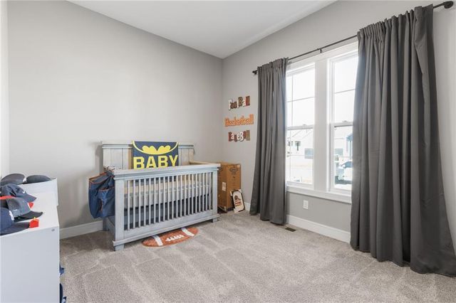 1521 SW Arbormill Terrace, Lee's Summit, MO 64082