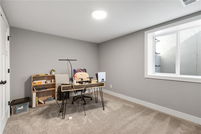 1521 SW Arbormill Terrace, Lee's Summit, MO 64082