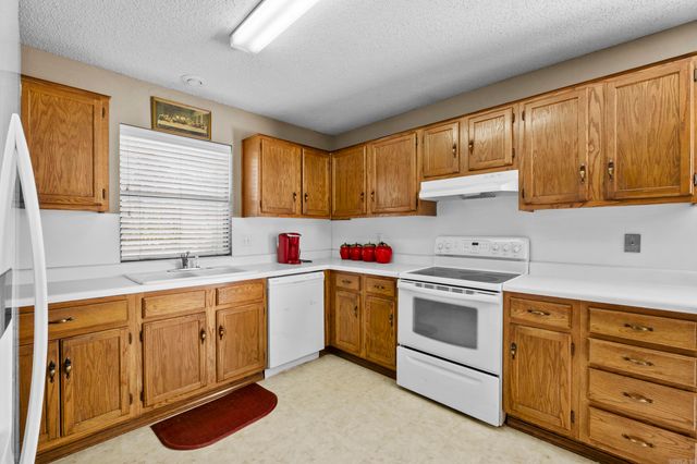 6 High Timber Drive, Maumelle, AR 72113