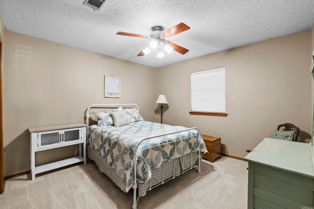 6 High Timber Drive, Maumelle, AR 72113