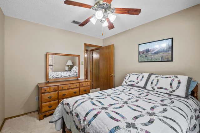 6 High Timber Drive, Maumelle, AR 72113