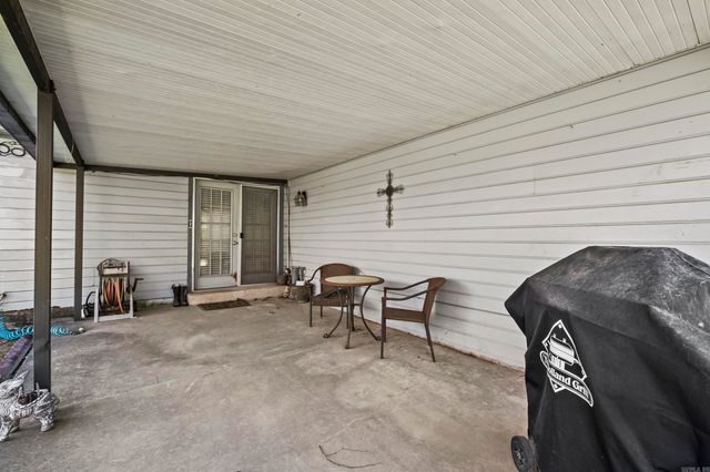 6 High Timber Drive, Maumelle, AR 72113