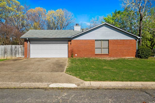 6 High Timber Drive, Maumelle, AR 72113