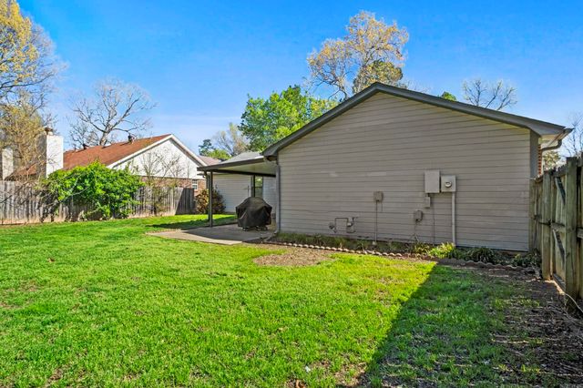 6 High Timber Drive, Maumelle, AR 72113