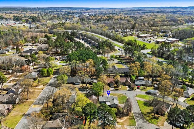 6 High Timber Drive, Maumelle, AR 72113