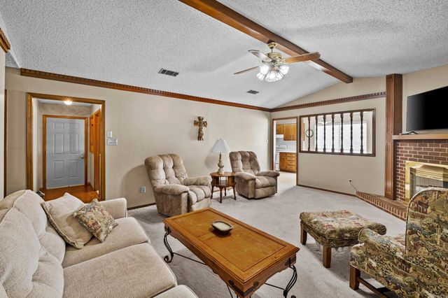 6 High Timber Drive, Maumelle, AR 72113