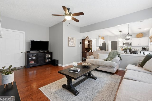 609 Grasmere Court NE, Marietta, GA 30066