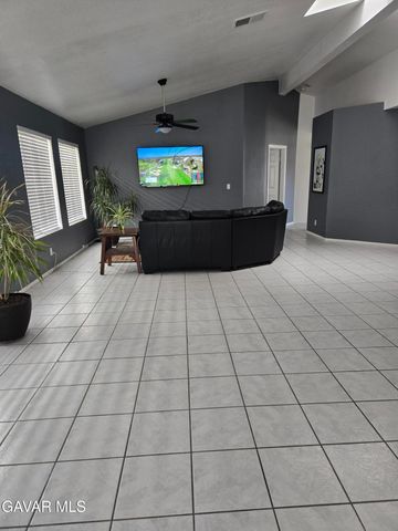 1847 Heritage Lane, Palmdale, CA 93551