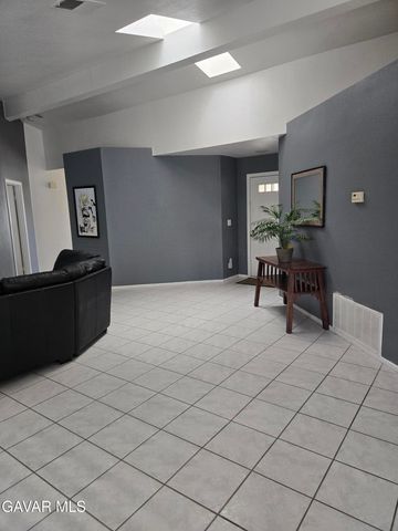 1847 Heritage Lane, Palmdale, CA 93551