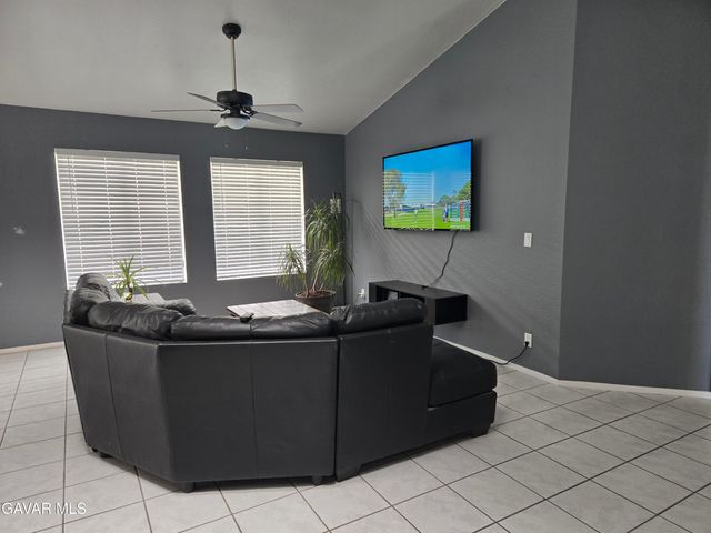 1847 Heritage Lane, Palmdale, CA 93551