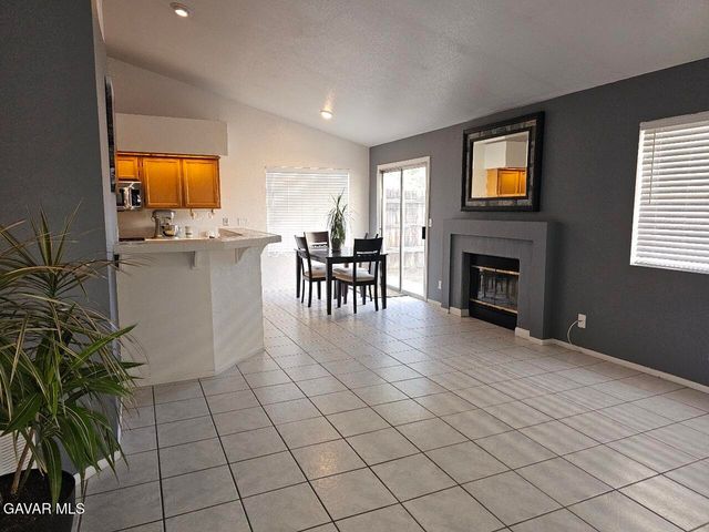 1847 Heritage Lane, Palmdale, CA 93551