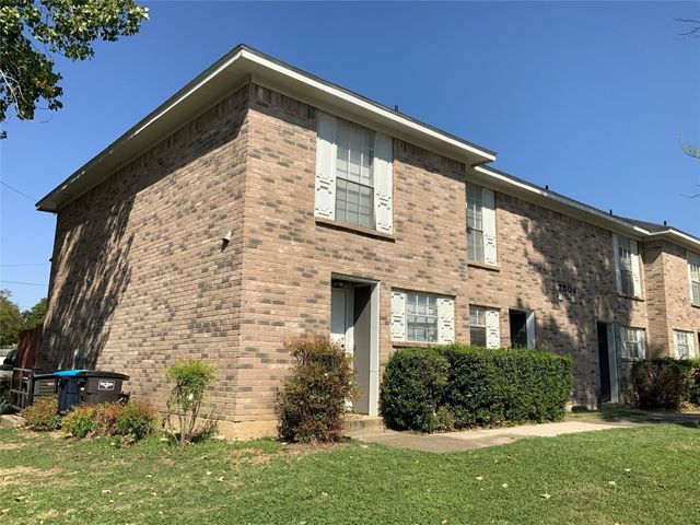 7504 Chapin Road B, Fort Worth, TX 76116
