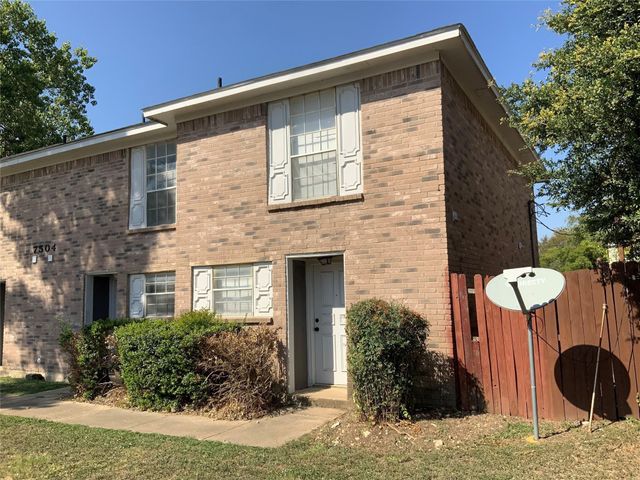 7504 Chapin Road B, Fort Worth, TX 76116