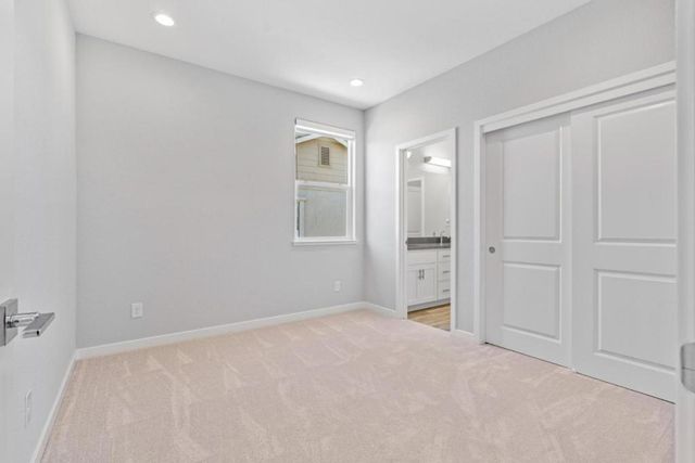 2360 Aerostar Way, Sacramento, CA 95834