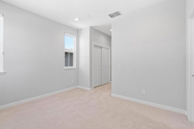 2360 Aerostar Way, Sacramento, CA 95834