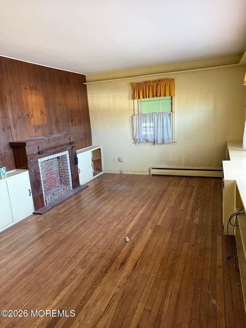 1 Mitchell Avenue, East Brunswick, NJ 08816