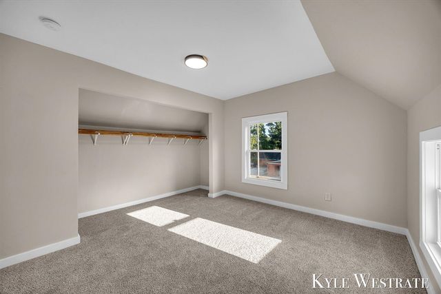 903 N Michigan Avenue, Hastings, MI 49058